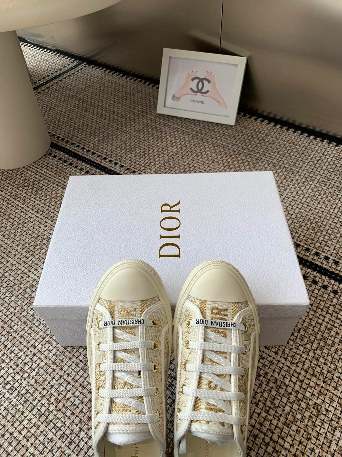 👟👟Ex-factory price 480👟👟 Women's Shoes Women's Clothes New Color Dior Dior's new presbyopic embroidered canvas heighten platform shoes, all details are consistent with the authentic ones ❗️Classic presbyopic with thick sole series, fashionable and comfortable and also elongates the leg lines, all original methods ❗️Original materials❗️ Classic embroidered presbyopia, imported silk sheep lining, original cowhide lining for feet ❗️Refundable if not satisfied❗️ Code number 35-41 (40, 41 customized, non-returnable or exchangeable)